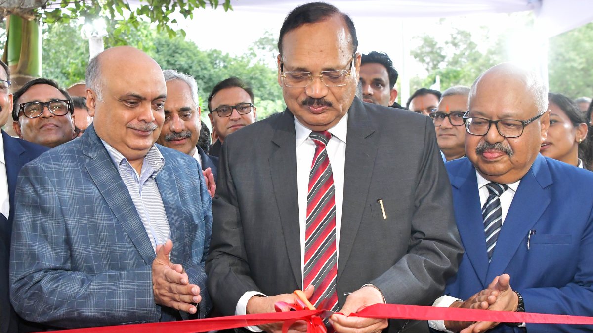 CJI inaugurates 24x7 locker facility at Supreme Court