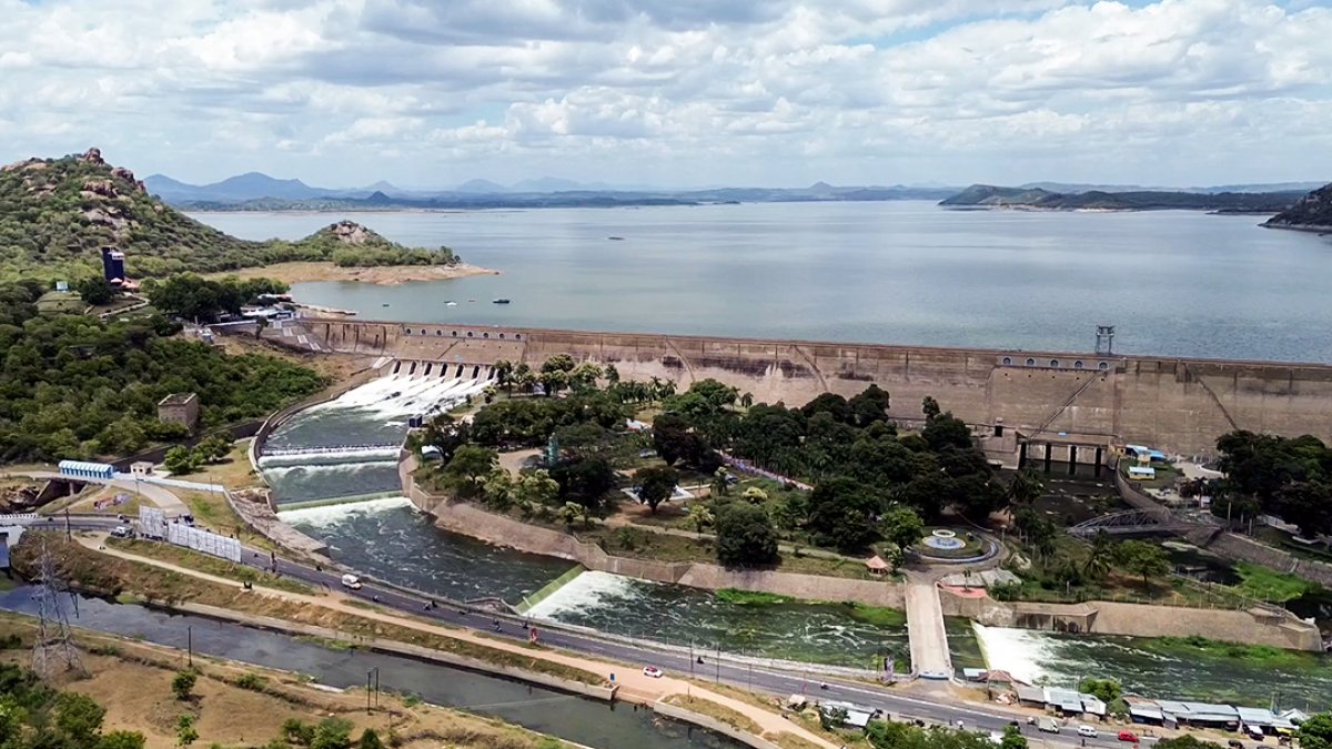 Mettur dam sluice gates opened for Cauvery delta irrigation