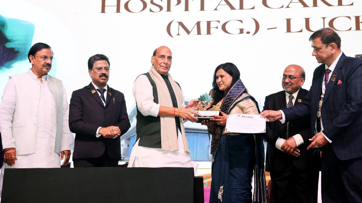 Rajnath Singh confers award at IIA MSME event in Greater Noida