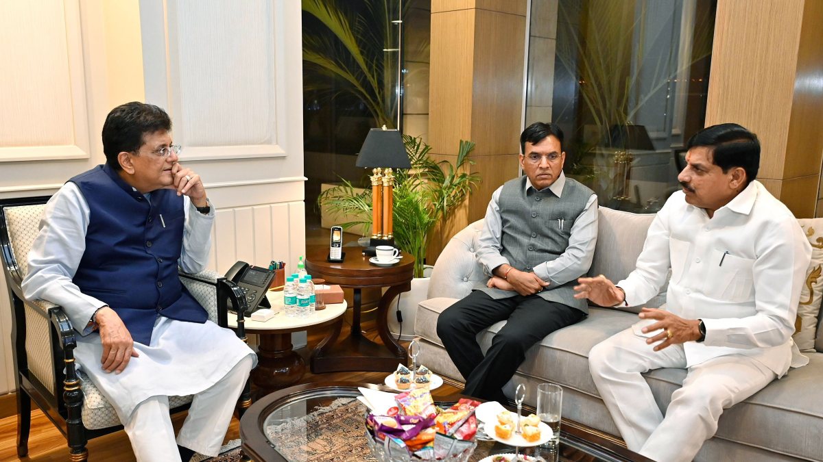 Union ministers meet MP CM Yadav in New Delhi