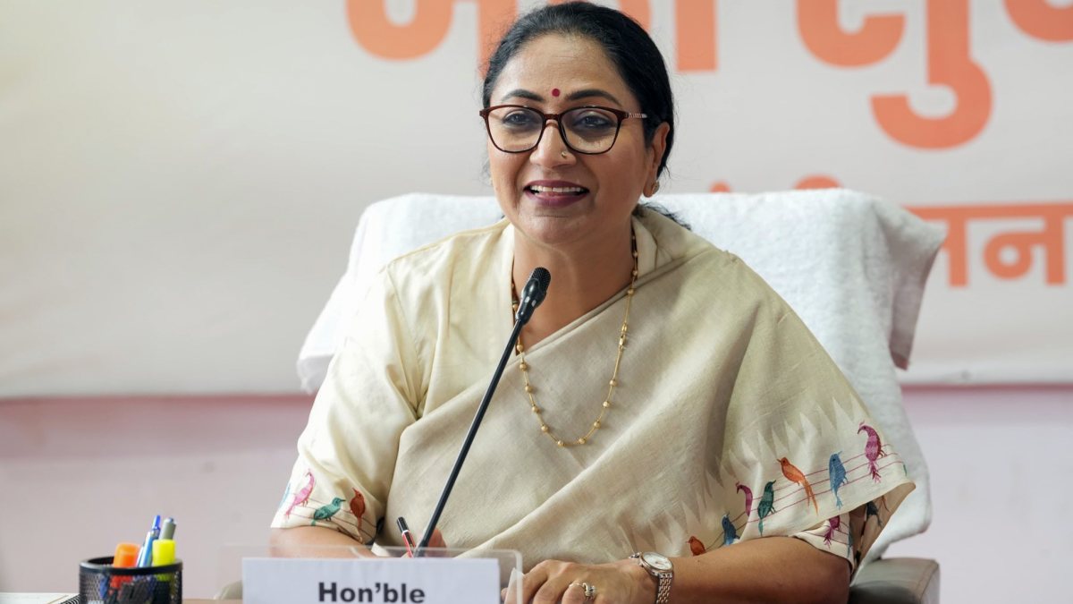 Delhi CM Rekha Gupta addresses public grievances at Jan Sunwai session
