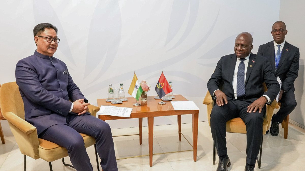 Rijiju, Angola FM hold bilateral talks at NAM Summit