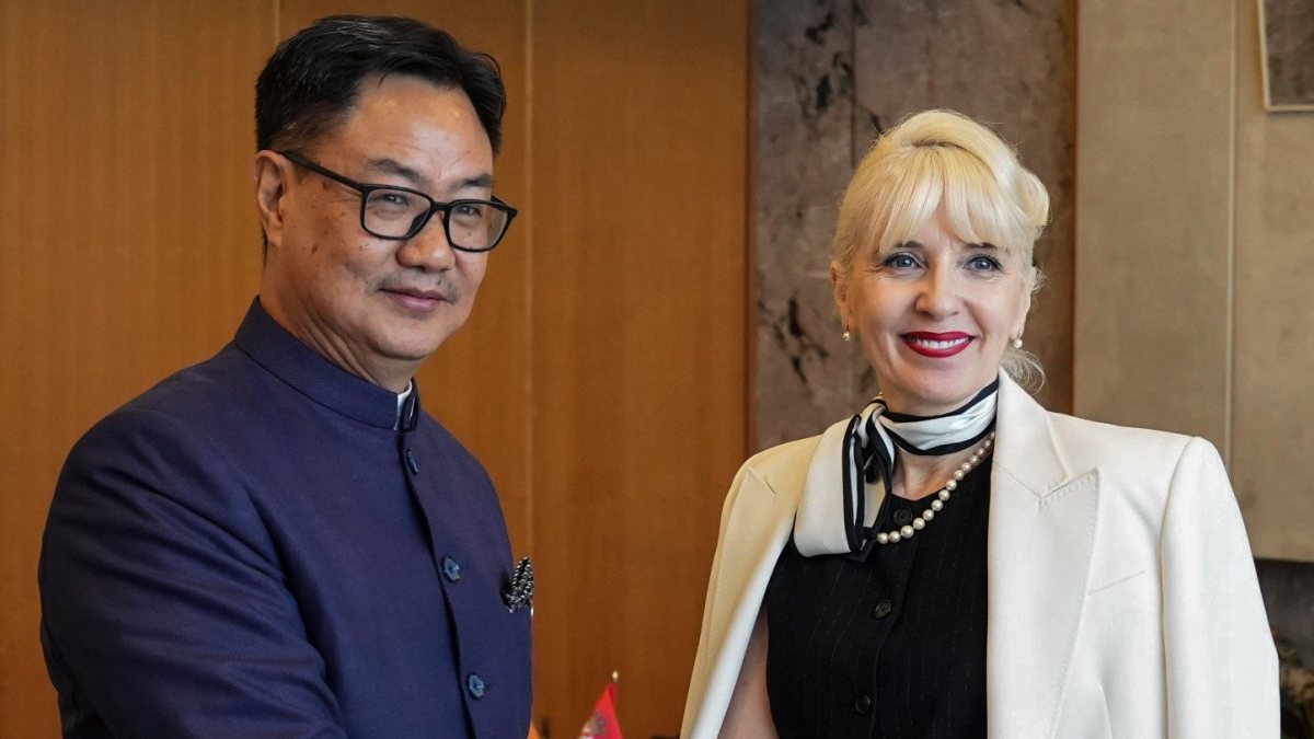 Kiren Rijiju meets Serbian minister at NAM Summit