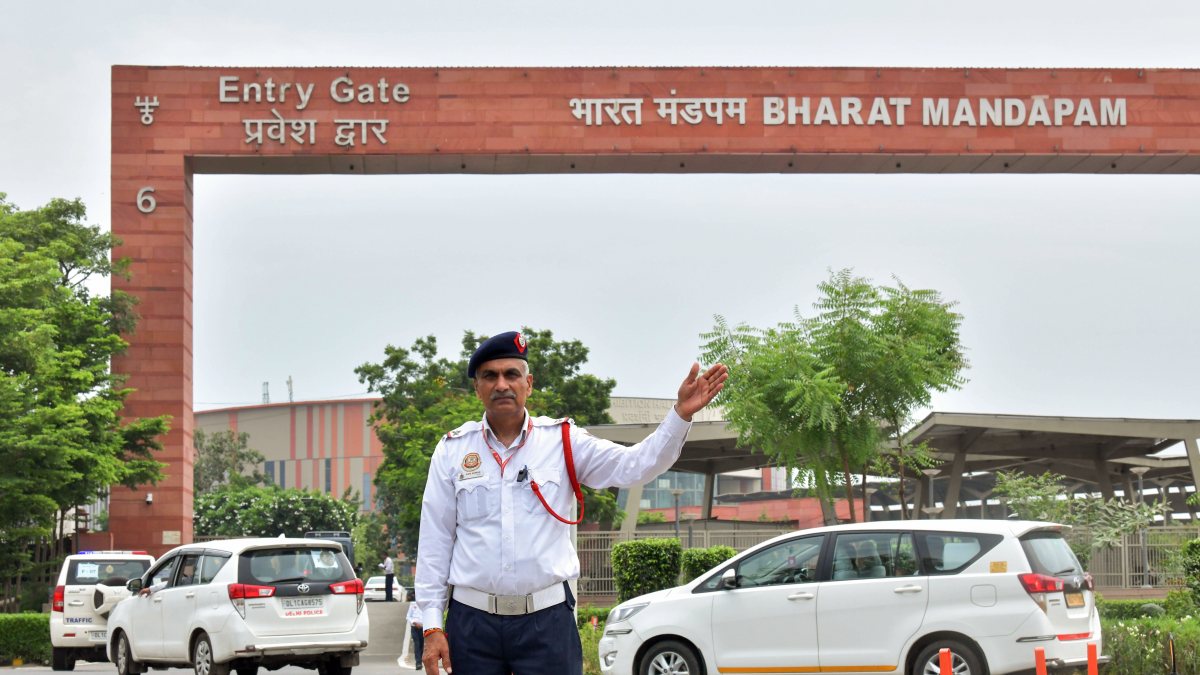 Delhi traffic police rehearse for BRICS summit