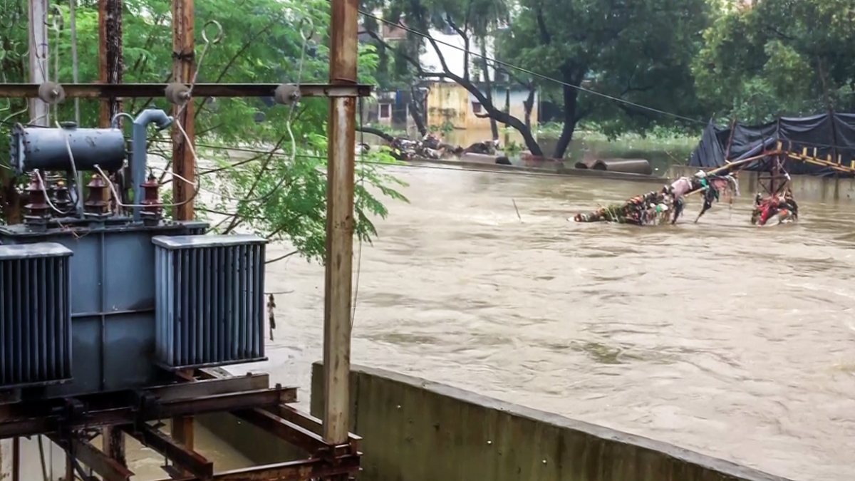 Asansol residential areas submerged after continuous rainfall
