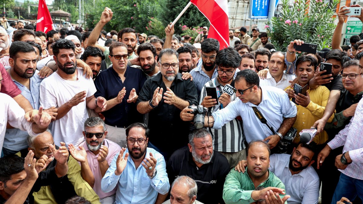 National Conference protests in Srinagar for J&K statehood