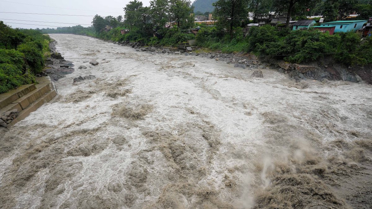 Gaula River swells in Nainital after heavy rains