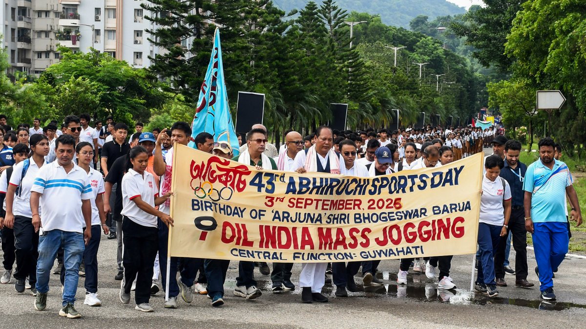 Assam minister leads mass jog on Abhiruchi Sports Day