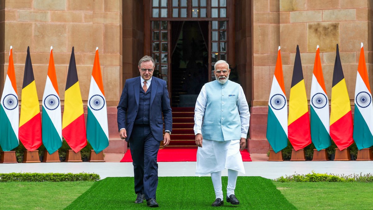 Modi meets Belgian PM Bart De Wever at Hyderabad House