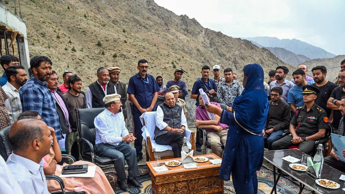 Ladakh LG reviews tourism push in Kargil's Hunderman village