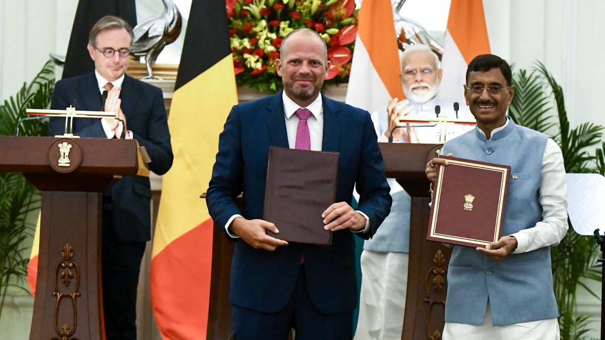 Modi, Belgian PM witness MoU exchange at Hyderabad House