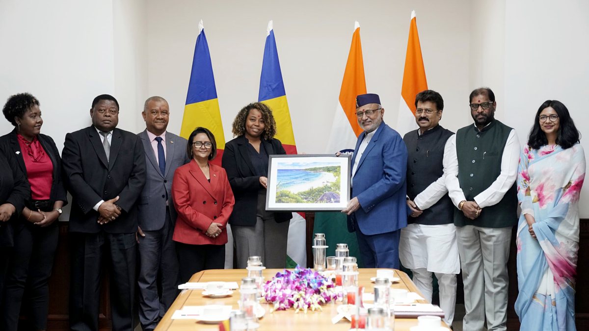 VP Radhakrishnan welcomes Seychelles parliamentary delegation