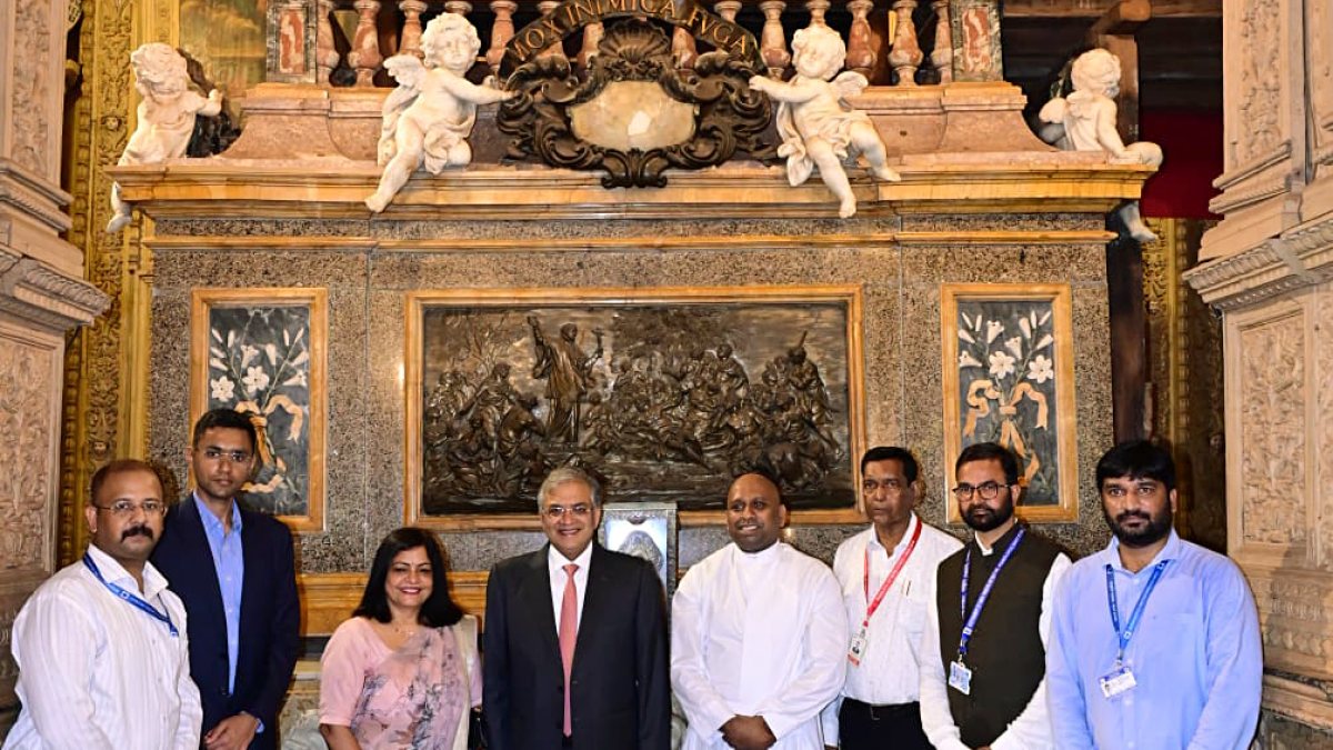 CEC Gyanesh Kumar visits Basilica of Bom Jesus in Old Goa