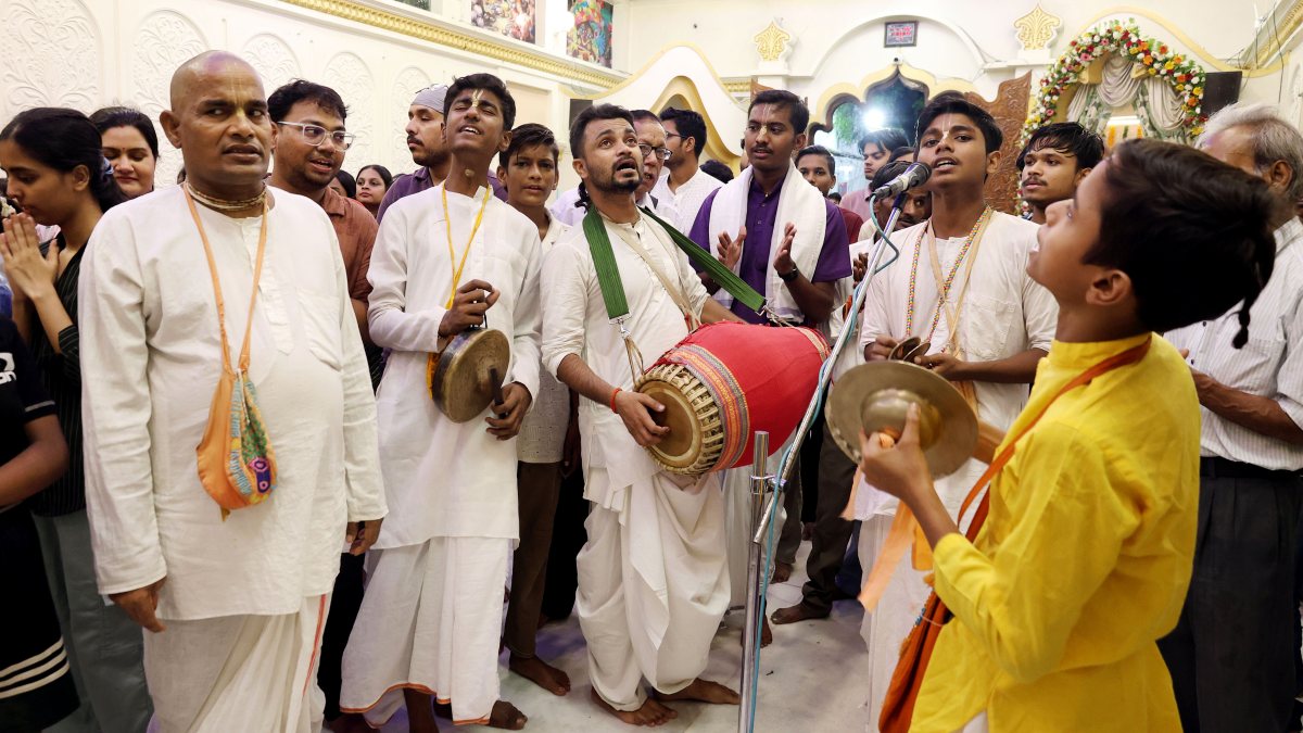 Devotees throng ISKCON temple on Ganesh Chaturthi eve