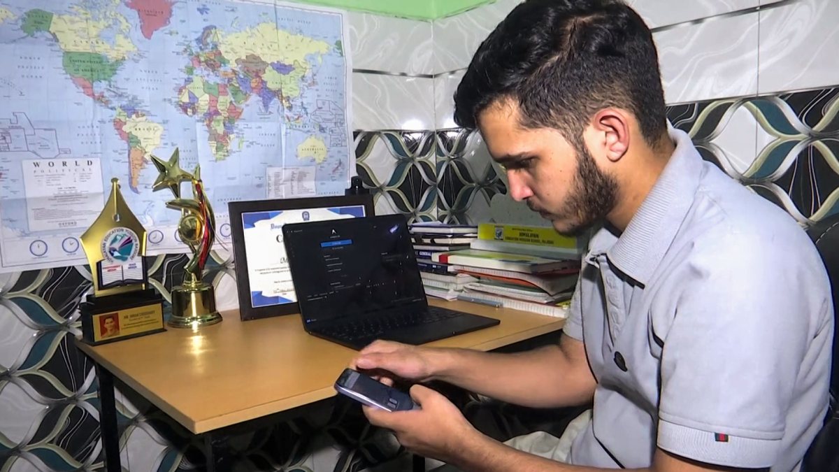 Teen prodigy showcases AI innovation in Rajouri