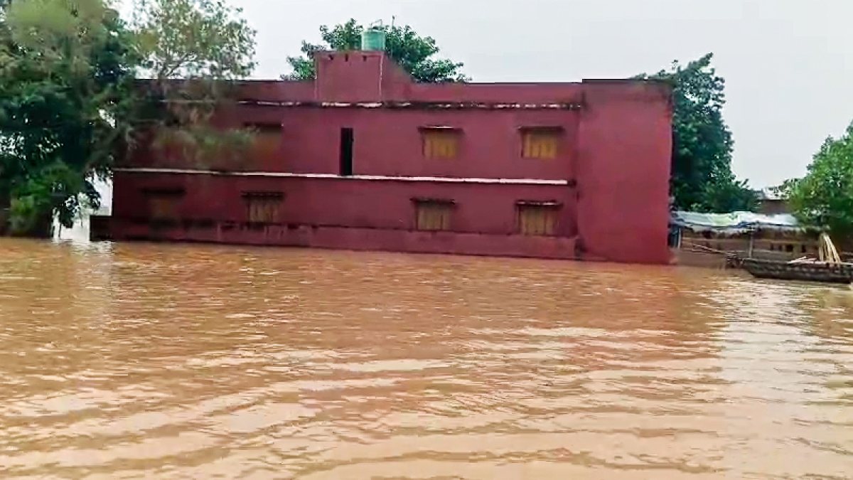 Flood-like situation grips Patna as Ganga, Son rivers rise