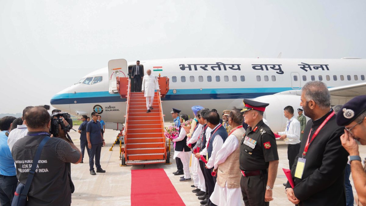 VP Radhakrishnan receives warm welcome at Chandigarh airport