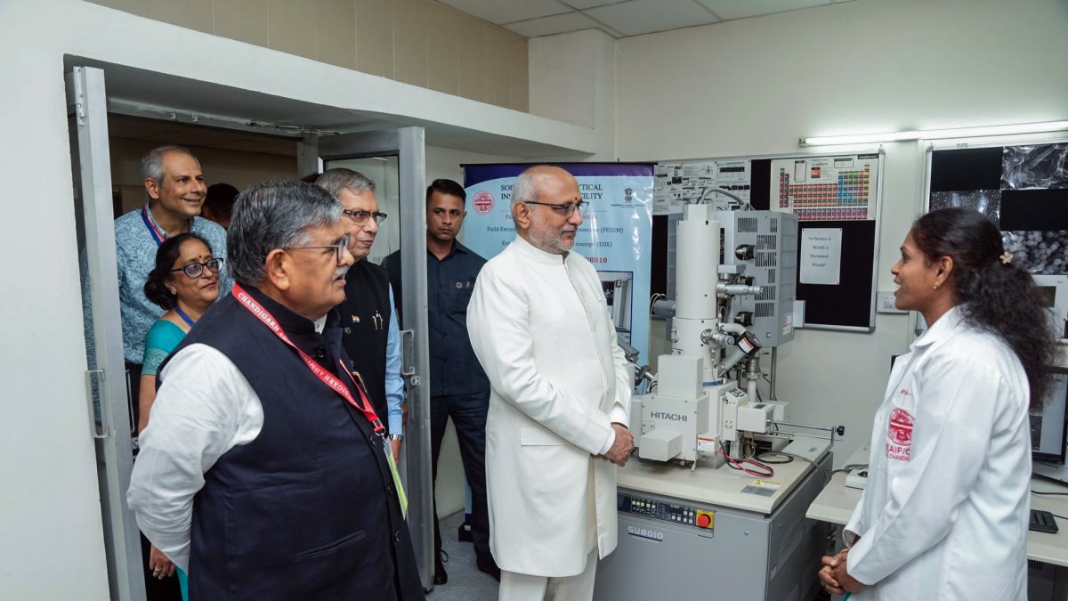VP inspects new facilities at Panjab University