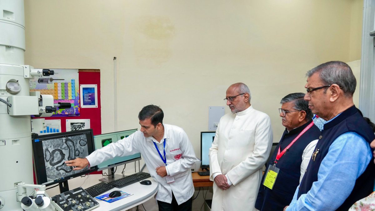 VP inspects new facilities at Panjab University in Chandigarh