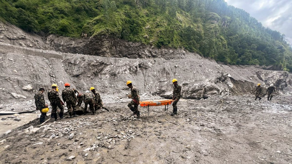 Nepal Army conducts flood rescue operations in Trishuli