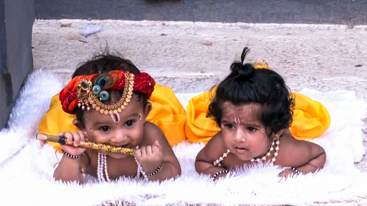 Children in Krishna costumes at Mangalore festival