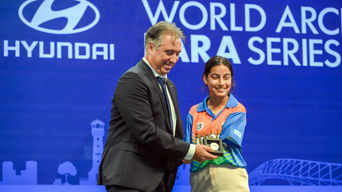 Sheetal Devi receives World Archery Award in Ahmedabad