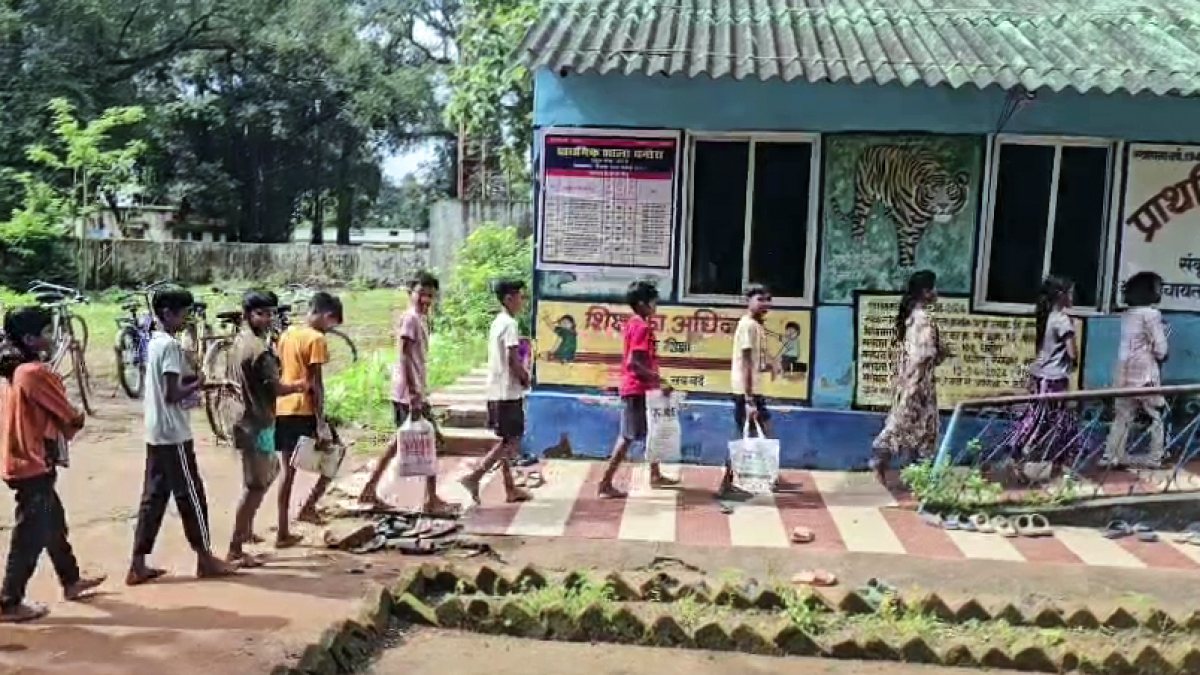 Chhattisgarh school follows Super-30 model in Naxal-hit area