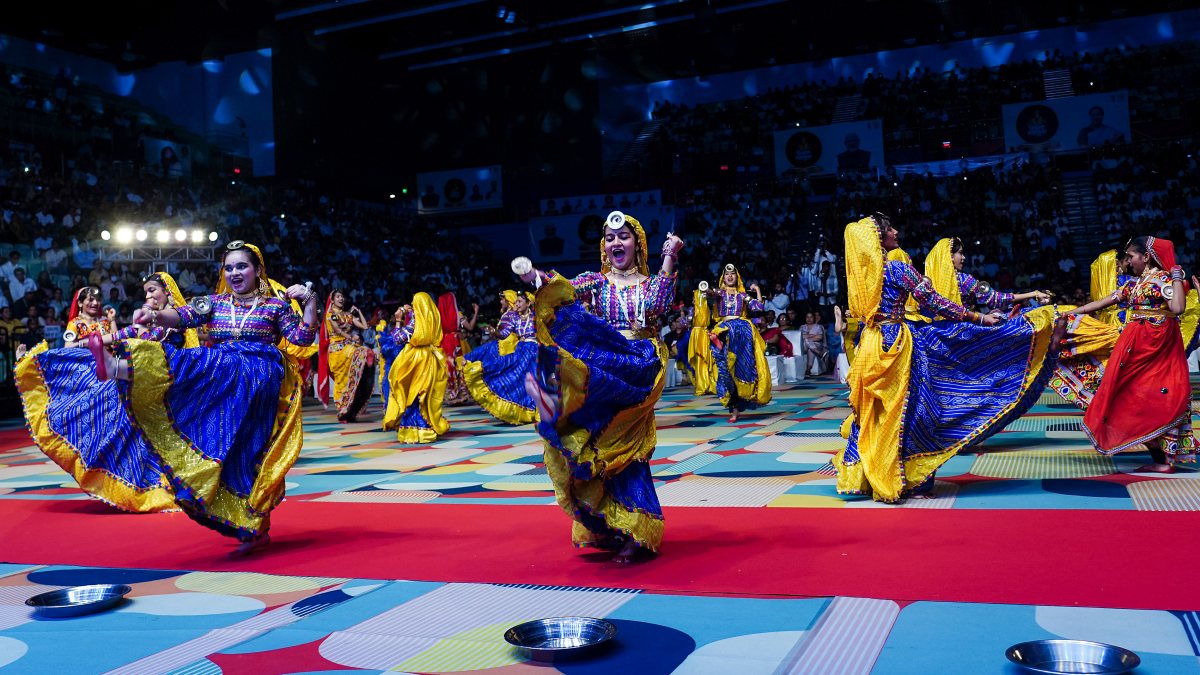 Students perform at Teachers' Day event in New Delhi