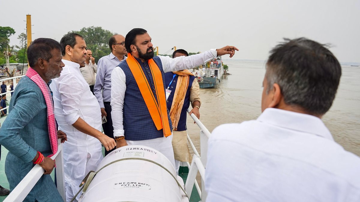 Bihar CM inspects flood-hit areas in Bhagalpur