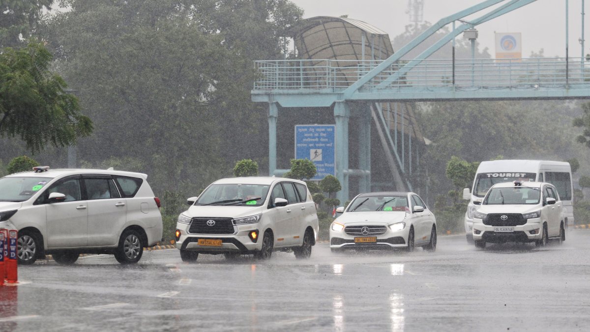 Delhi Police rehearses full cavalcade for BRICS Summit