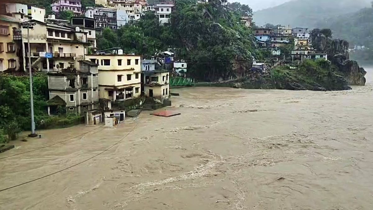 Rising river levels in Rudraprayag amid relentless rain