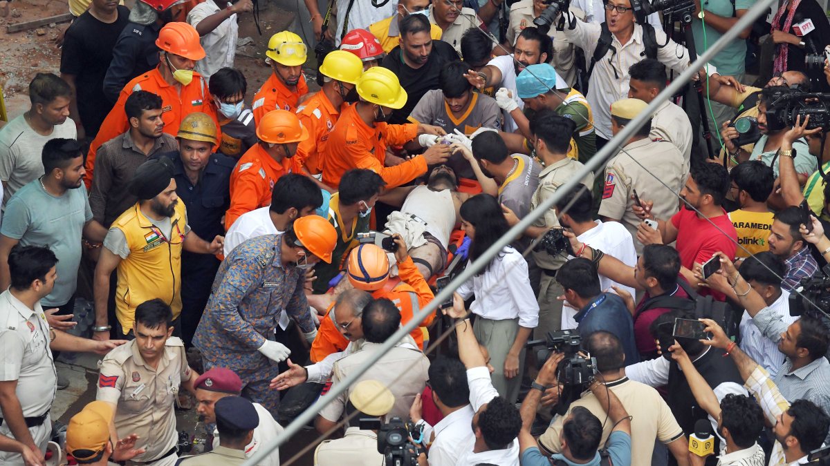 Building collapse in South Delhi prompts multi-agency rescue