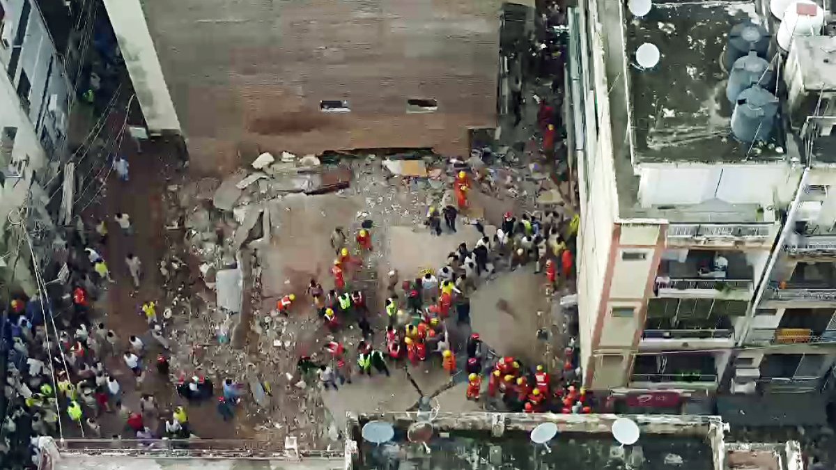 Drone footage shows Delhi building collapse rescue