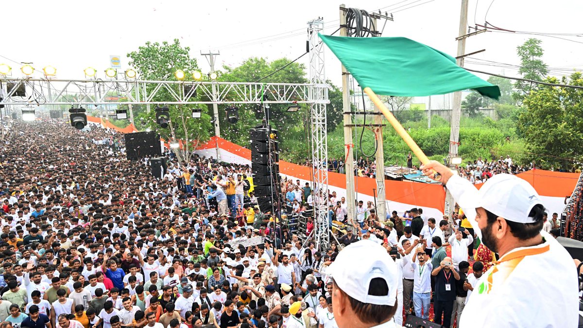 Haryana CM flags off Drug-Free Youth Marathon in Rewari