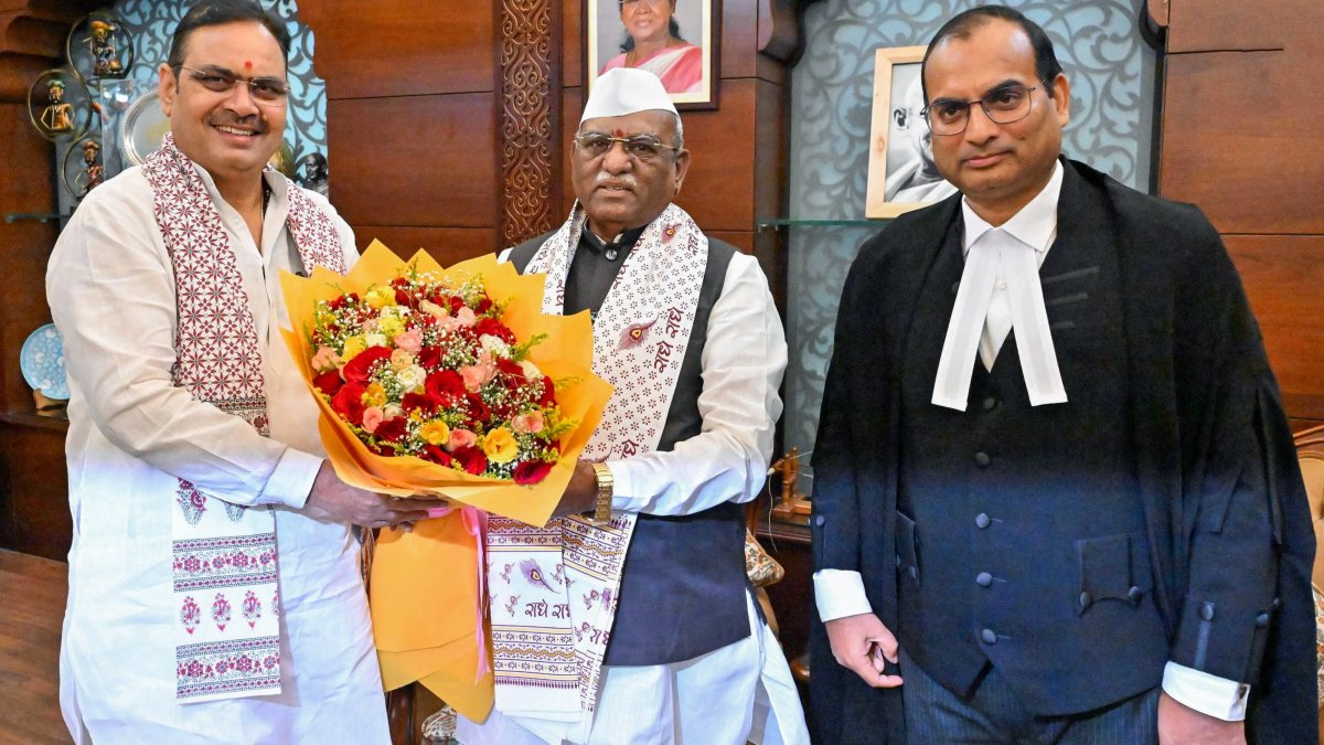 Rajasthan CM meets governor at swearing-in ceremony