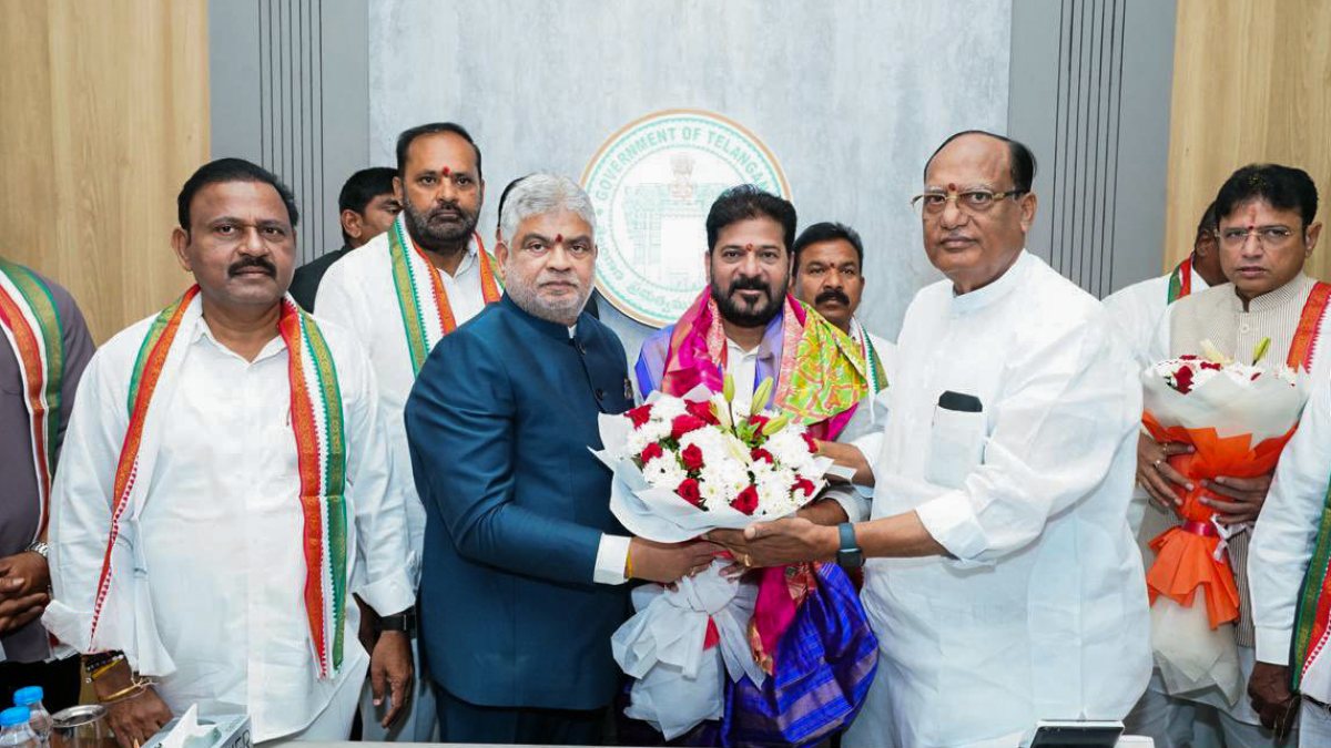 Telangana CM felicitated at new Assembly Central Hall launch