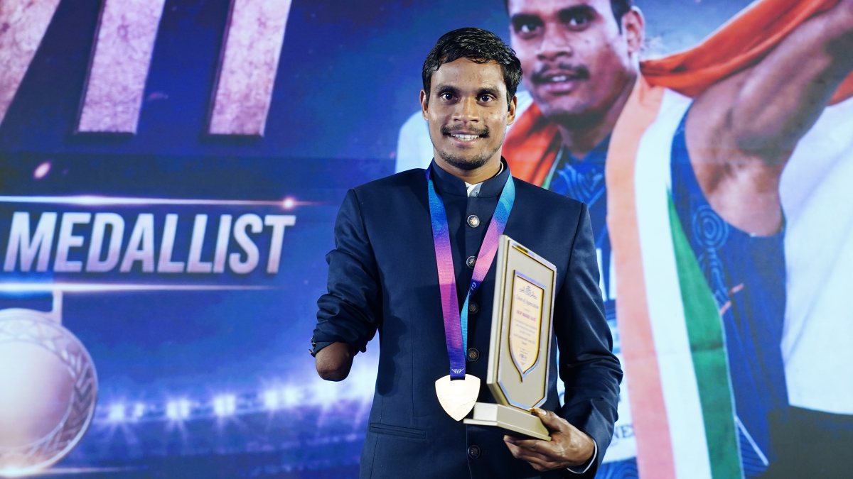 Para-athlete Dilip Gavit honoured at Champions Conference in Delhi