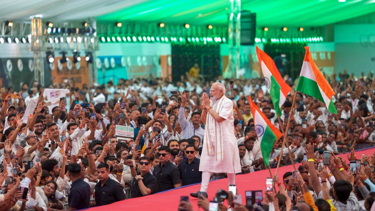 Modi arrives in Vadodara for Viksit Bharat event
