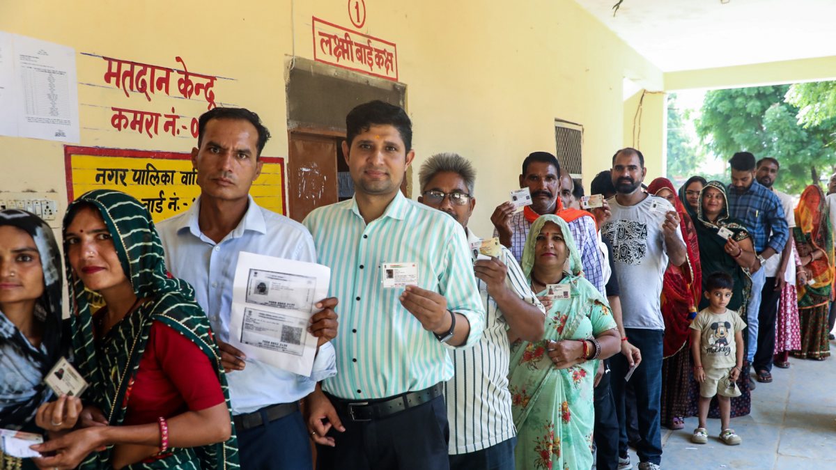 Jaipur voters queue up for first phase of municipal polls