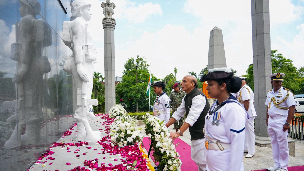 Rajnath Singh pays tribute at IPKF memorial in Colombo