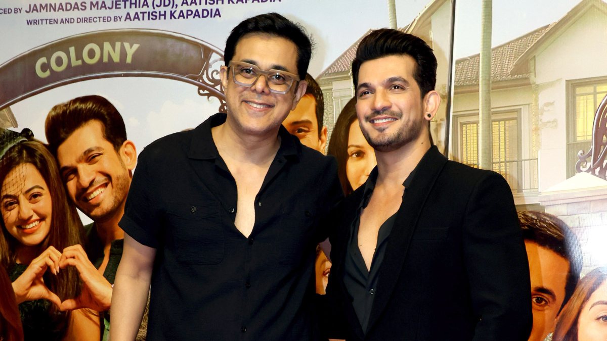 Arjun Bijlani and Sumeet Raghavan pose at Chumbak screening