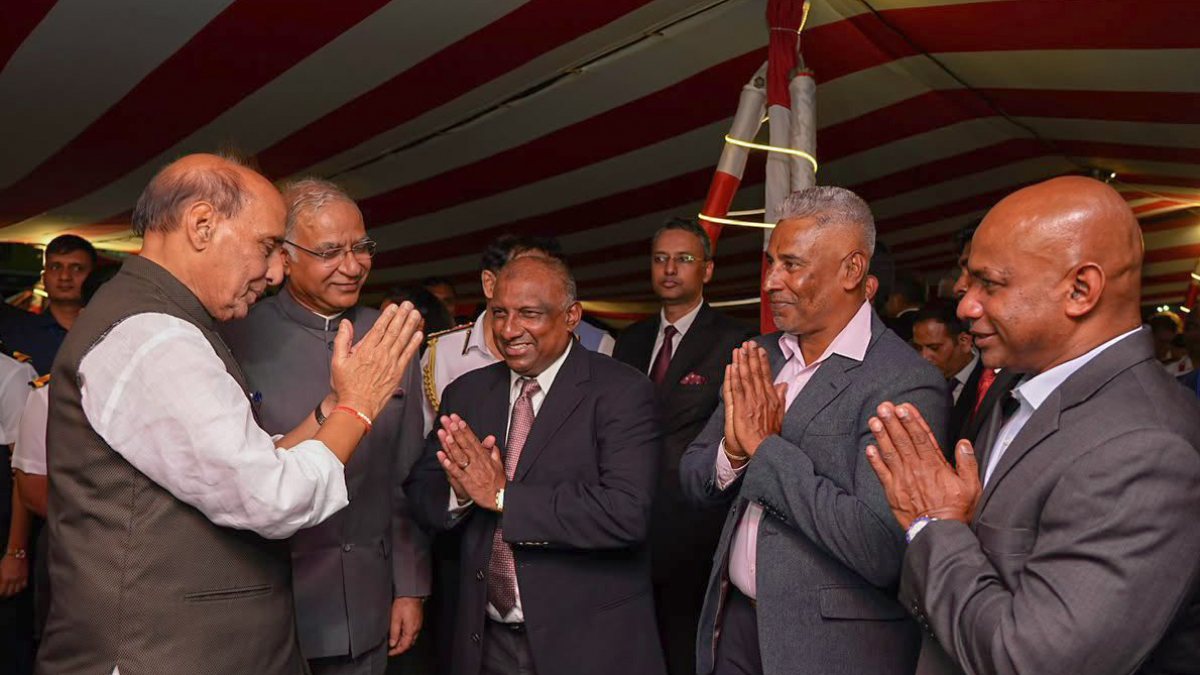 Rajnath Singh meets Sri Lankan cricket legends on INS Udaygiri