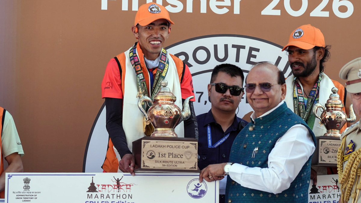 Ladakh LG presents cheque to Silk Route Ultra winner