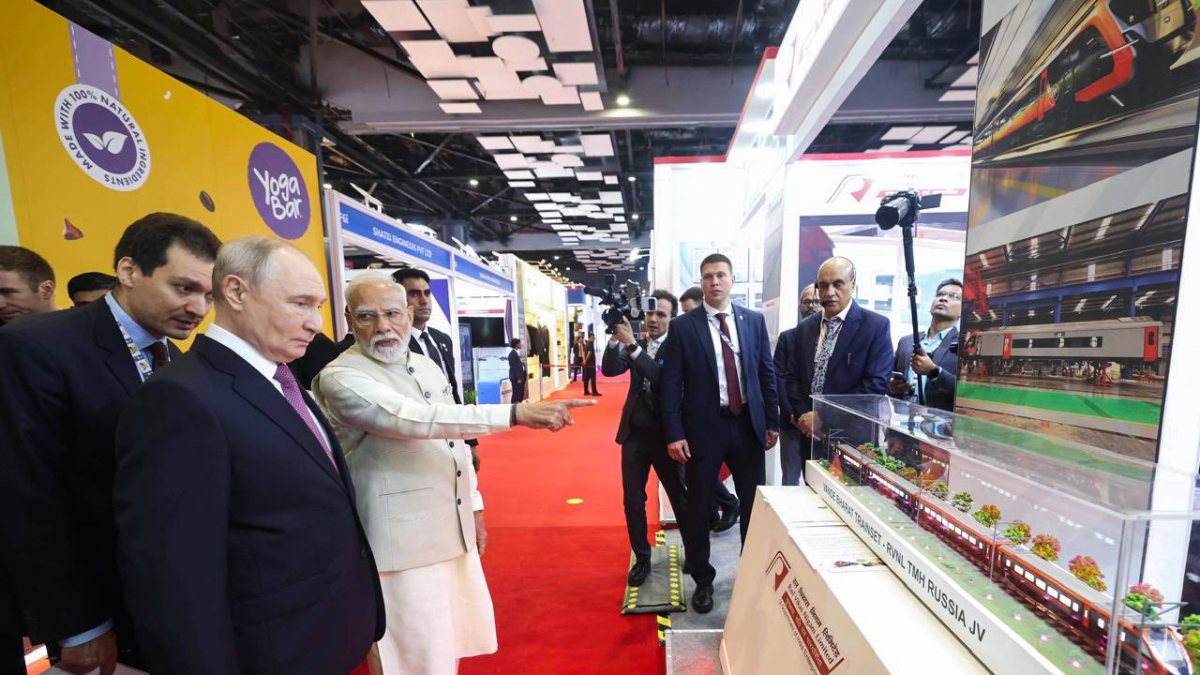 Modi and Putin visit INNOPROM exhibition at BRICS Summit