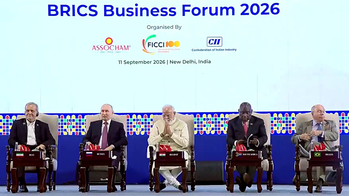 PM Modi greets at BRICS Business Forum leaders session