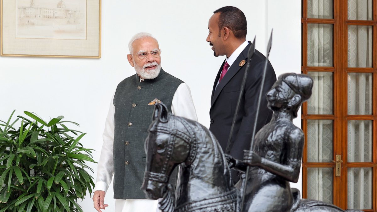 Modi meets Ethiopian PM Abiy Ahmed at Hyderabad House