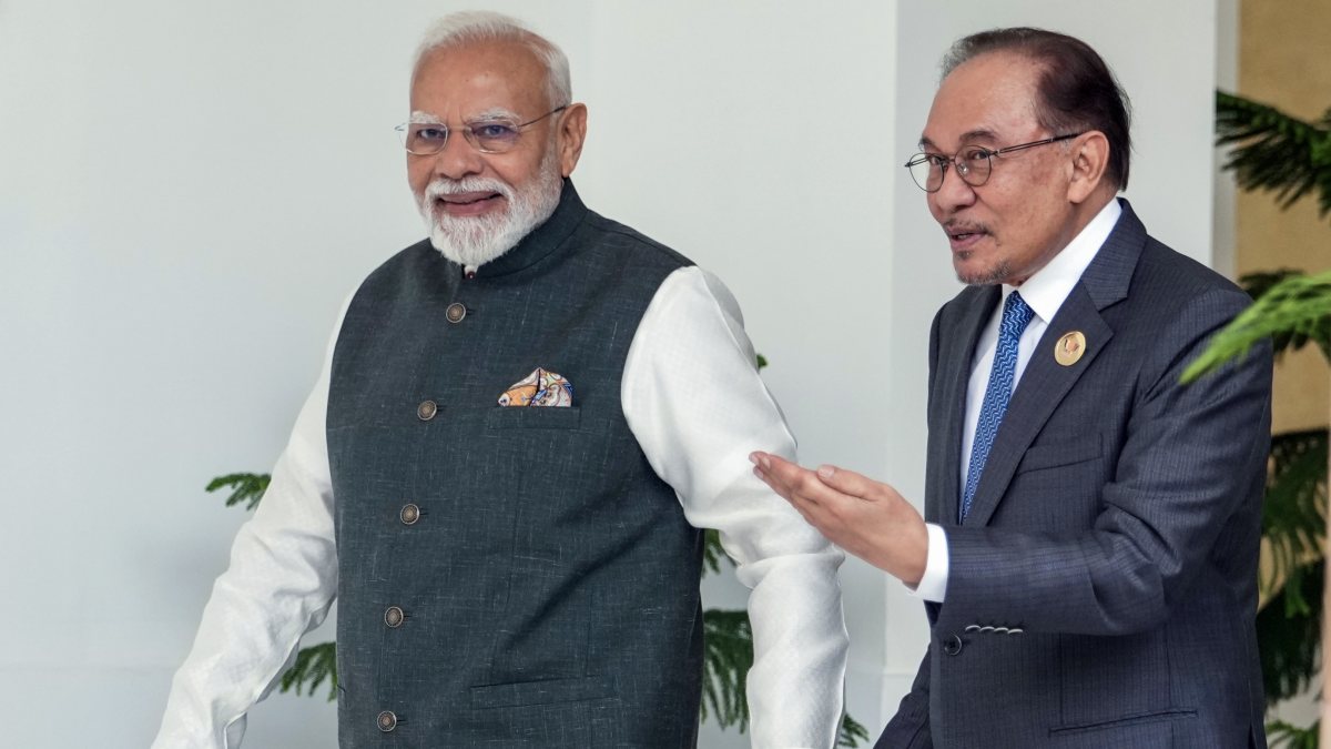 Modi and Anwar Ibrahim hold bilateral talks at Hyderabad House