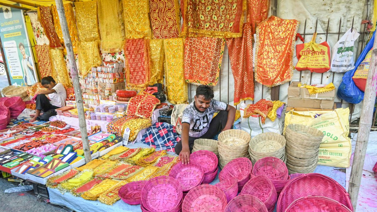 Bamboo baskets with puja items sold ahead of Teej in Patna