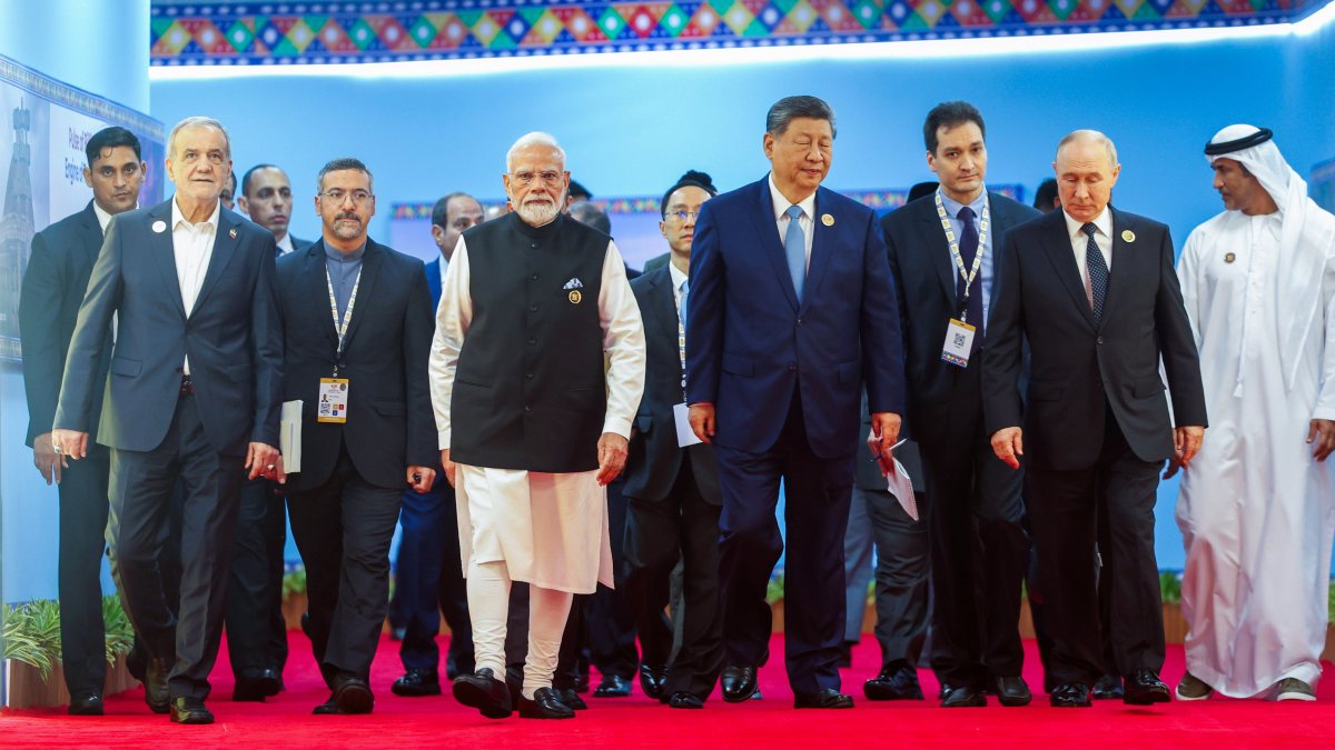 PM Modi Xi Putin BRICS leaders visit Bharat Innovates exhibition