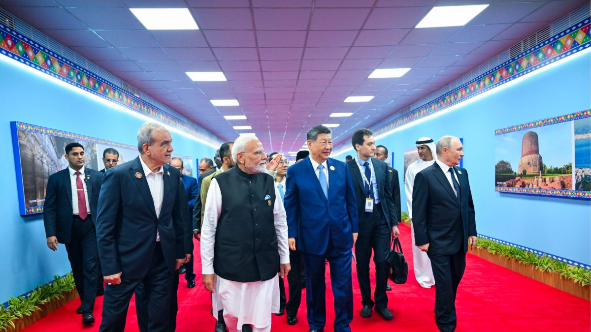BRICS leaders visit Bharat Innovates exhibition in New Delhi